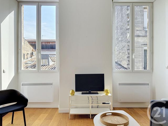 Appartement T2 à vendre - 2 pièces - 40.7 m2 - BORDEAUX - 33 - AQUITAINE - Century 21 Cabinet Rollin