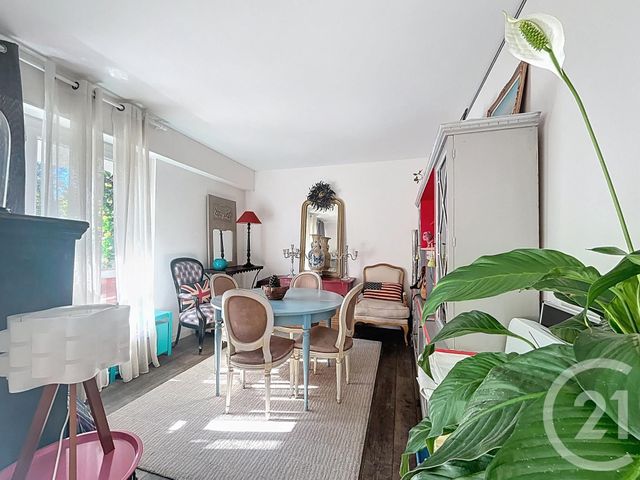 Appartement T4 à vendre - 4 pièces - 85.26 m2 - BORDEAUX - 33 - AQUITAINE - Century 21 Cabinet Rollin