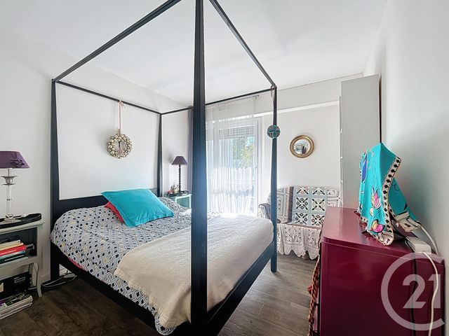 Appartement T4 à vendre - 4 pièces - 85.26 m2 - BORDEAUX - 33 - AQUITAINE - Century 21 Cabinet Rollin