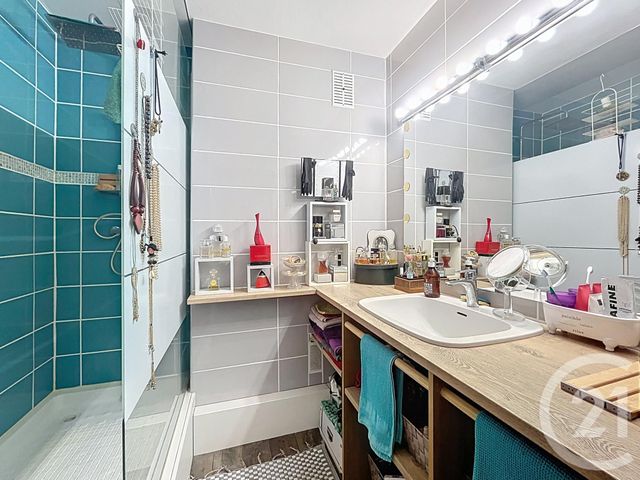 Appartement T4 à vendre - 4 pièces - 85.26 m2 - BORDEAUX - 33 - AQUITAINE - Century 21 Cabinet Rollin