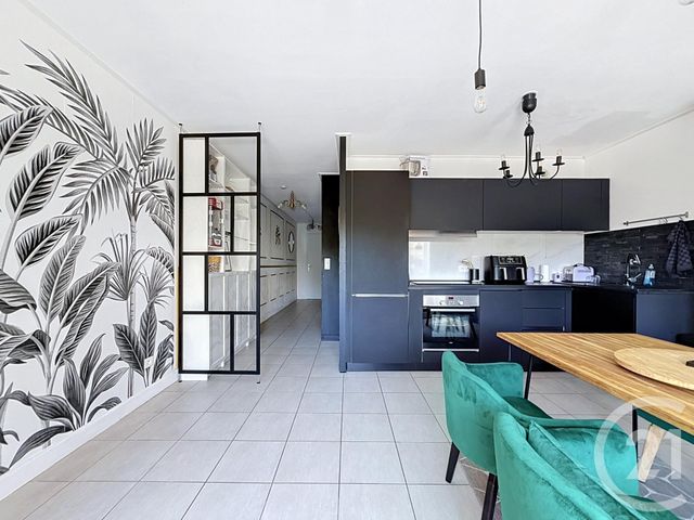 Appartement T2 à vendre - 2 pièces - 44.8 m2 - BORDEAUX - 33 - AQUITAINE - Century 21 Cabinet Rollin