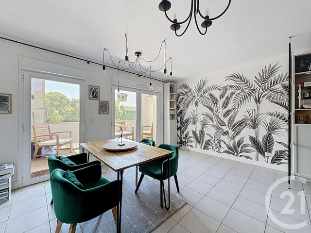 Appartement T2 à vendre - 2 pièces - 44.8 m2 - BORDEAUX - 33 - AQUITAINE - Century 21 Cabinet Rollin