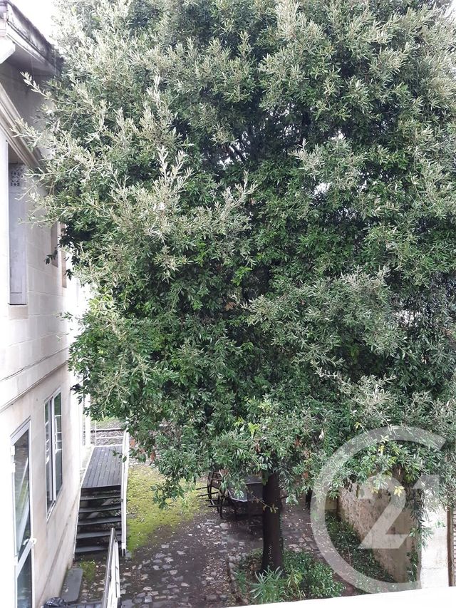 Appartement F2 à louer - 2 pièces - 39.0 m2 - BORDEAUX - 33 - AQUITAINE - Century 21 Cabinet Rollin