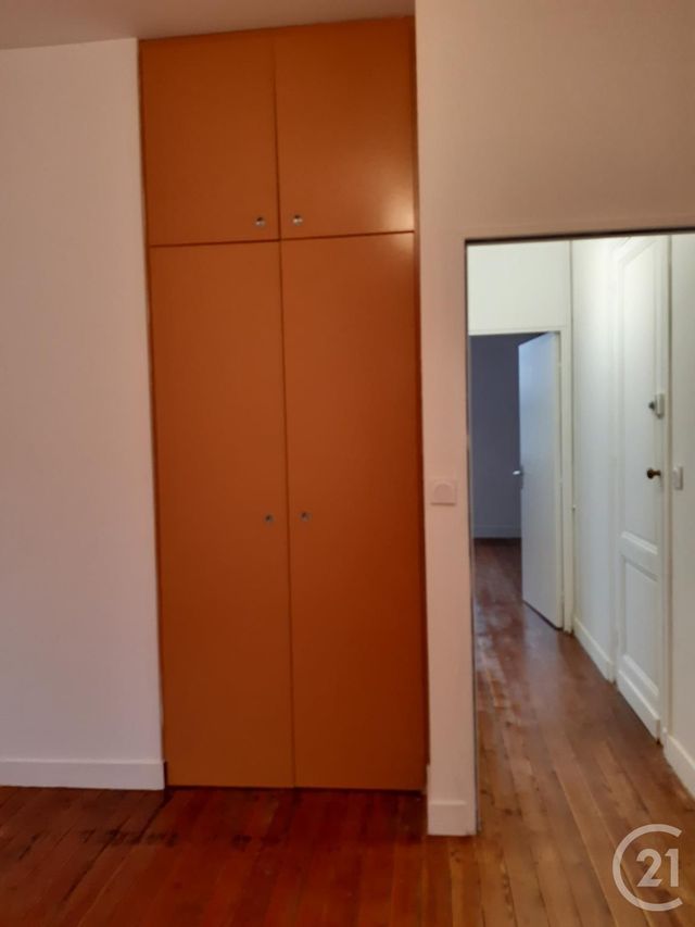 Appartement F2 à louer - 2 pièces - 39.0 m2 - BORDEAUX - 33 - AQUITAINE - Century 21 Cabinet Rollin