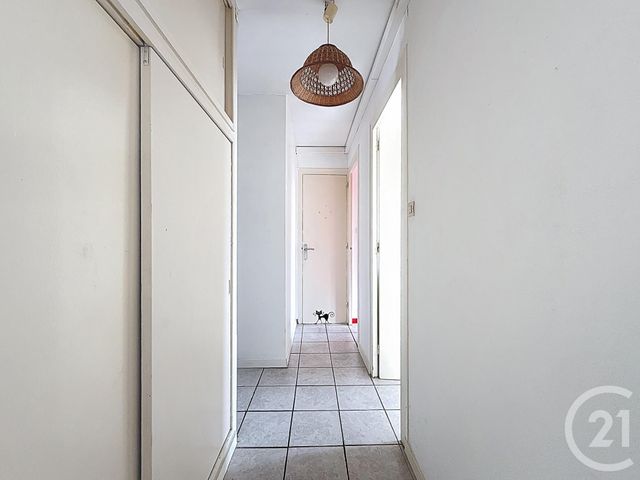 Appartement T4 à vendre - 4 pièces - 66.56 m2 - BORDEAUX - 33 - AQUITAINE - Century 21 Cabinet Rollin