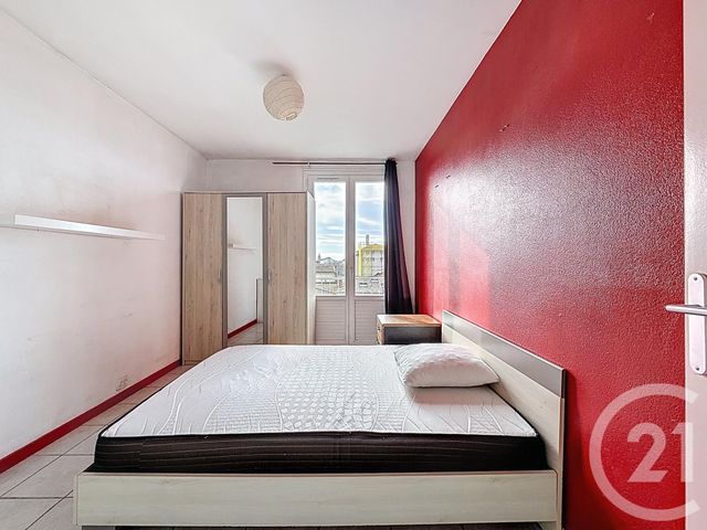 Appartement T4 à vendre - 4 pièces - 66.56 m2 - BORDEAUX - 33 - AQUITAINE - Century 21 Cabinet Rollin