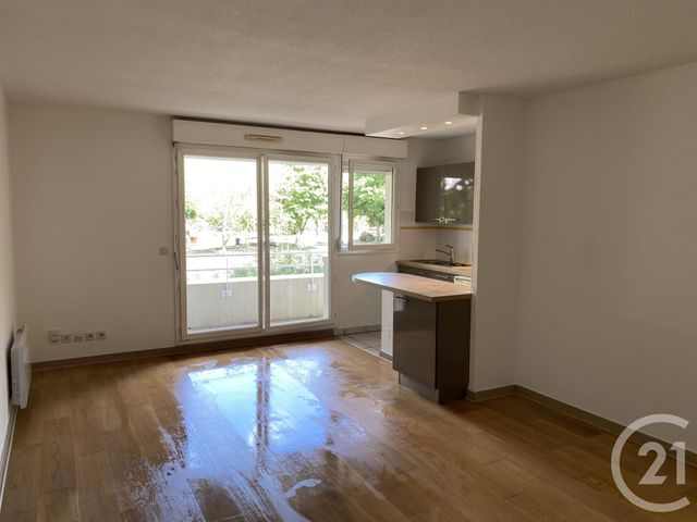 Appartement T2 à louer - 2 pièces - 44.64 m2 - BORDEAUX - 33 - AQUITAINE - Century 21 Cabinet Rollin