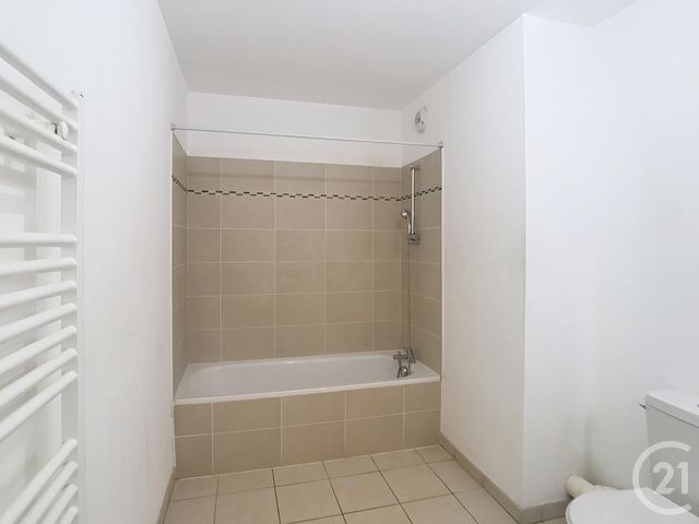 Appartement T3 à vendre - 3 pièces - 66.76 m2 - BORDEAUX - 33 - AQUITAINE - Century 21 Cabinet Rollin