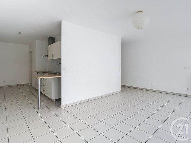 Appartement T3 à vendre - 3 pièces - 66.76 m2 - BORDEAUX - 33 - AQUITAINE - Century 21 Cabinet Rollin