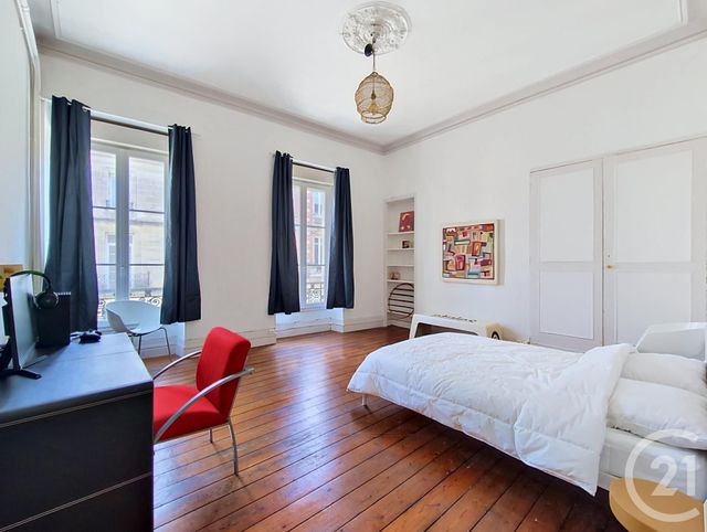 Appartement T5 à vendre - 5 pièces - 157.07 m2 - BORDEAUX - 33 - AQUITAINE - Century 21 Cabinet Rollin