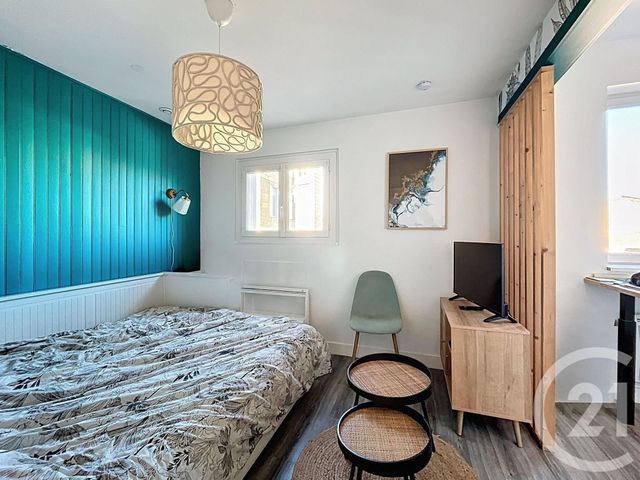 Appartement T1 à vendre - 1 pièce - 17.25 m2 - BORDEAUX - 33 - AQUITAINE - Century 21 Cabinet Rollin