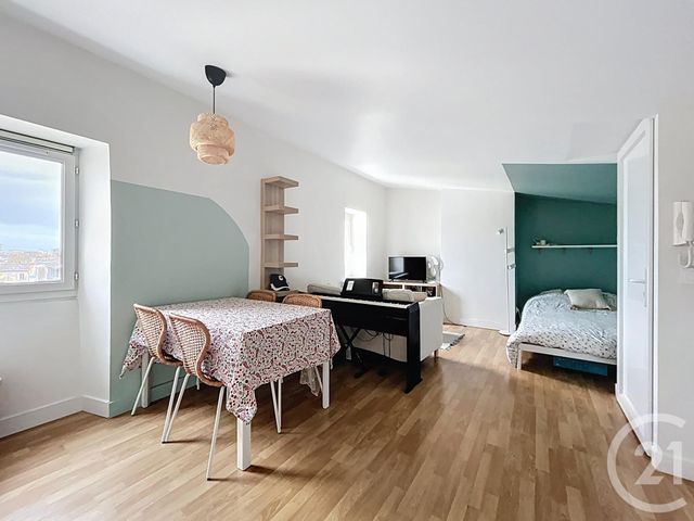 Appartement T1 à vendre - 1 pièce - 24.9 m2 - BORDEAUX - 33 - AQUITAINE - Century 21 Cabinet Rollin