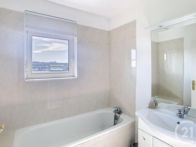 Afficher la photo en grand Appartement T4 à vendre - 4 pièces - 103.14 m2 - BORDEAUX - 33 - AQUITAINE - Century 21 Cabinet Rollin