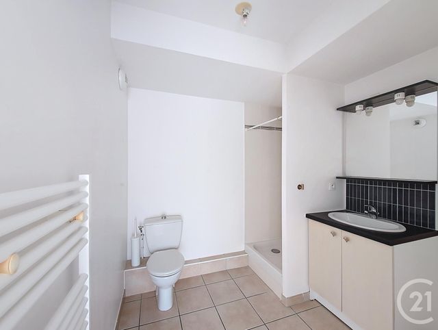 Appartement T2 à vendre - 2 pièces - 47.2 m2 - BORDEAUX - 33 - AQUITAINE - Century 21 Cabinet Rollin