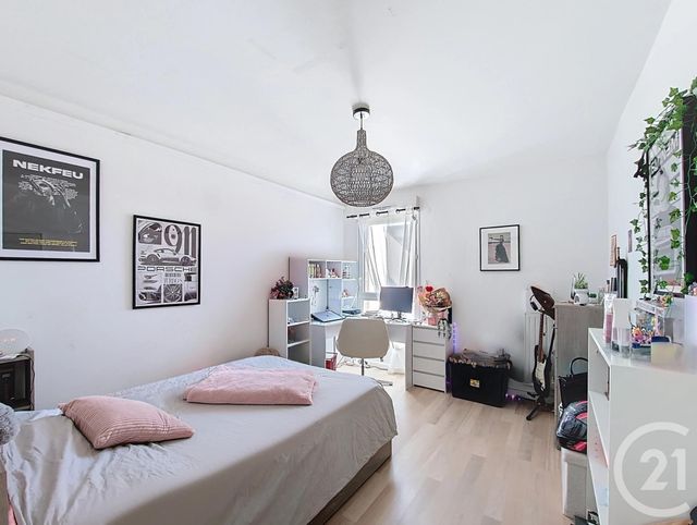 Appartement T4 à vendre - 4 pièces - 85.5 m2 - BORDEAUX - 33 - AQUITAINE - Century 21 Cabinet Rollin