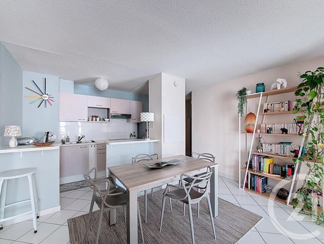 Appartement T3 à vendre - 3 pièces - 66.0 m2 - BORDEAUX - 33 - AQUITAINE - Century 21 Cabinet Rollin