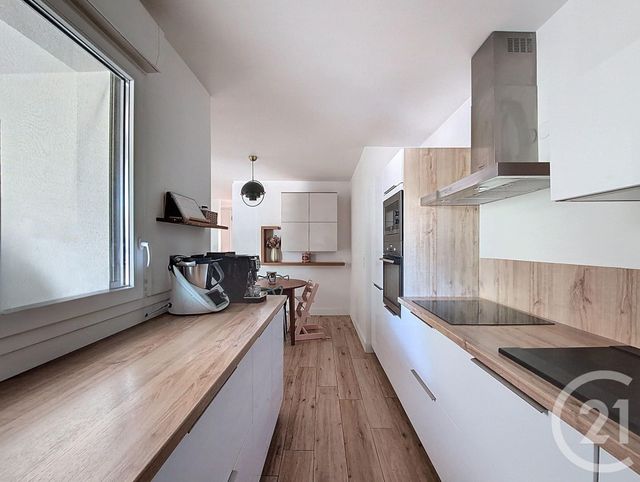 Appartement T4 à vendre - 4 pièces - 85.0 m2 - BORDEAUX - 33 - AQUITAINE - Century 21 Cabinet Rollin