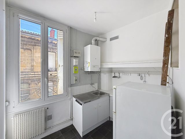 Appartement T3 à vendre - 3 pièces - 50.21 m2 - BORDEAUX - 33 - AQUITAINE - Century 21 Cabinet Rollin