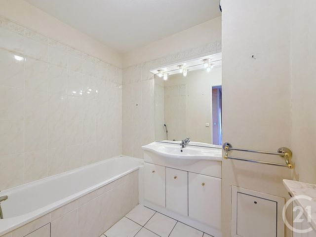 Appartement T4 à vendre - 4 pièces - 107.7 m2 - BORDEAUX - 33 - AQUITAINE - Century 21 Cabinet Rollin