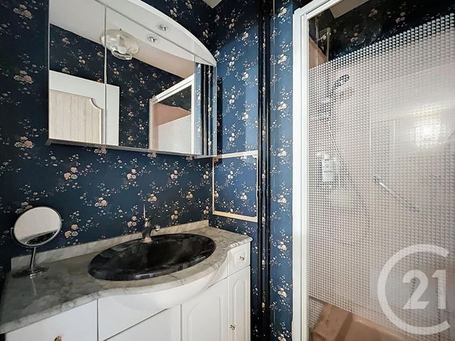 Appartement T5 à vendre - 5 pièces - 103.71 m2 - BORDEAUX - 33 - AQUITAINE - Century 21 Cabinet Rollin