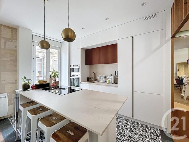 Appartement T4 à vendre - 4 pièces - 106.1 m2 - BORDEAUX - 33 - AQUITAINE - Century 21 Cabinet Rollin