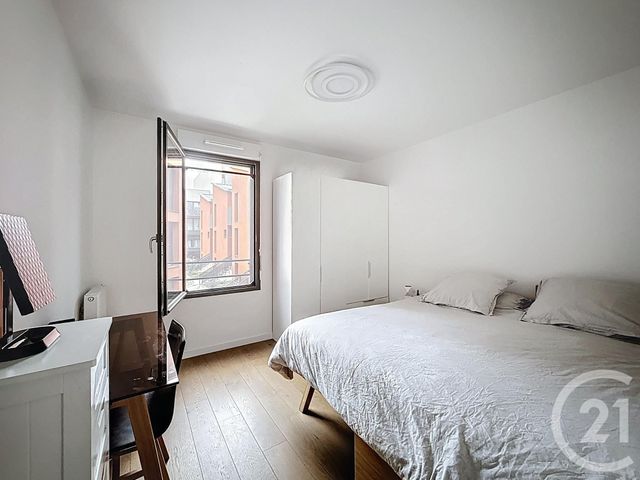 Appartement Duplex à vendre - 4 pièces - 100.07 m2 - BORDEAUX - 33 - AQUITAINE - Century 21 Cabinet Rollin