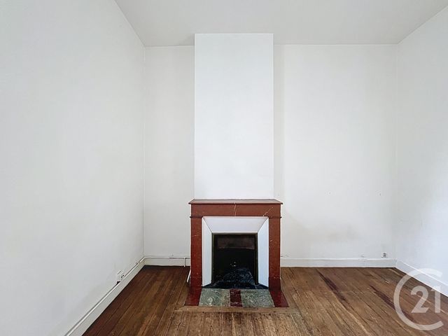 Appartement T3 à vendre - 3 pièces - 40.6 m2 - BORDEAUX - 33 - AQUITAINE - Century 21 Cabinet Rollin