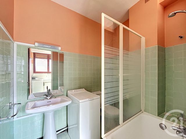 Appartement T1 à vendre - 1 pièce - 27.55 m2 - BORDEAUX - 33 - AQUITAINE - Century 21 Cabinet Rollin