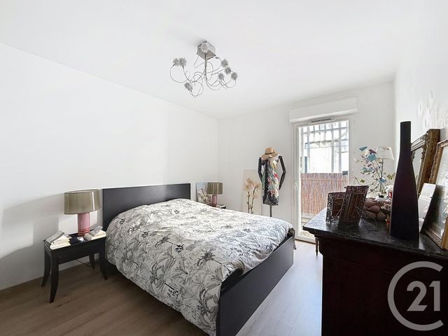 Appartement T3 à vendre - 3 pièces - 63.5 m2 - BORDEAUX - 33 - AQUITAINE - Century 21 Cabinet Rollin