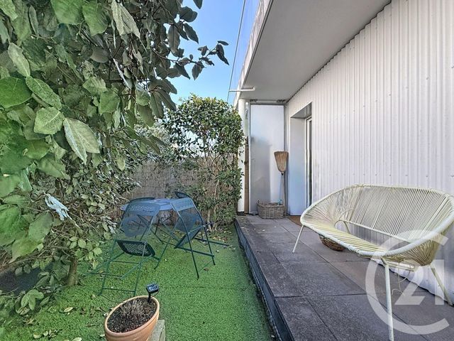 Appartement T3 à vendre - 3 pièces - 63.5 m2 - BORDEAUX - 33 - AQUITAINE - Century 21 Cabinet Rollin