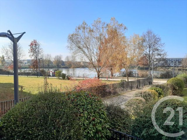 Appartement T2 à louer - 2 pièces - 38.87 m2 - BRUGES - 33 - AQUITAINE - Century 21 Cabinet Rollin