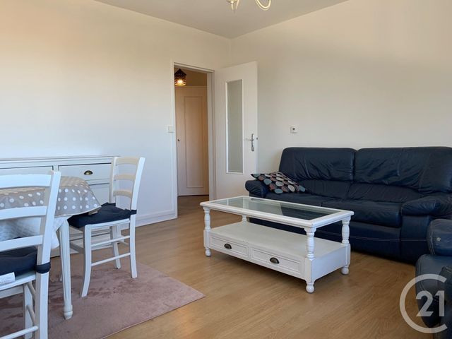 Appartement F4 à louer - 4 pièces - 67.81 m2 - MERIGNAC - 33 - AQUITAINE - Century 21 Cabinet Rollin