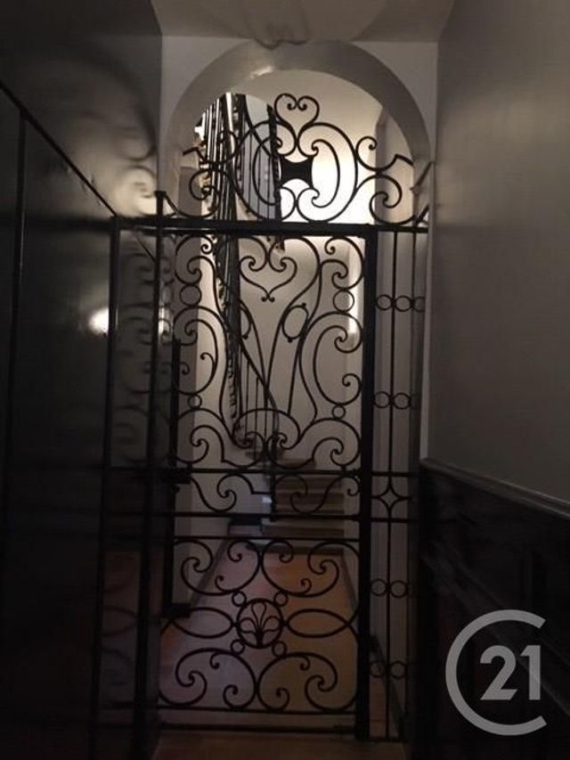 Appartement F2 à louer - 2 pièces - 47.88 m2 - BORDEAUX - 33 - AQUITAINE - Century 21 Cabinet Rollin