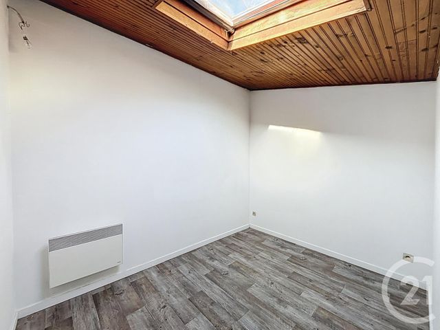 Appartement T3 à vendre - 3 pièces - 48.0 m2 - BORDEAUX - 33 - AQUITAINE - Century 21 Cabinet Rollin