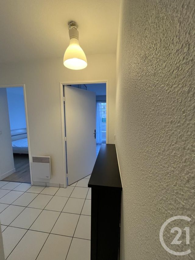 Appartement T2 à louer - 2 pièces - 38.81 m2 - BORDEAUX - 33 - AQUITAINE - Century 21 Cabinet Rollin
