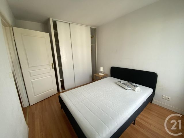 Appartement T2 à louer - 2 pièces - 44.48 m2 - BORDEAUX - 33 - AQUITAINE - Century 21 Cabinet Rollin