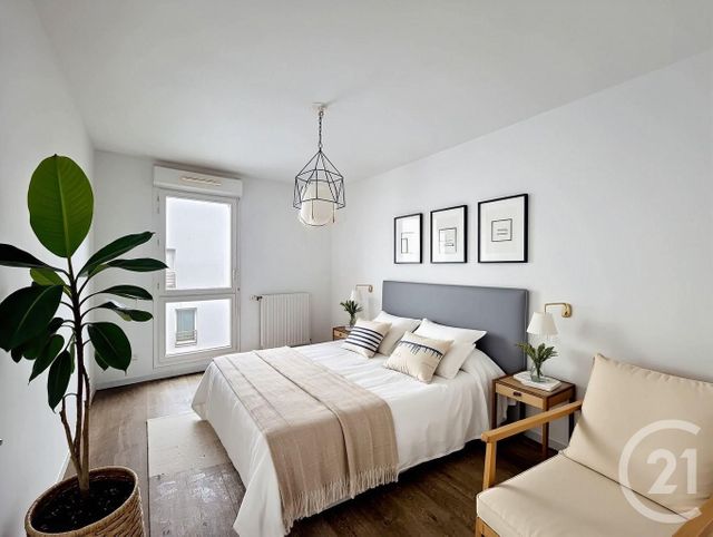 Appartement T3 à vendre - 3 pièces - 60.0 m2 - BORDEAUX - 33 - AQUITAINE - Century 21 Cabinet Rollin