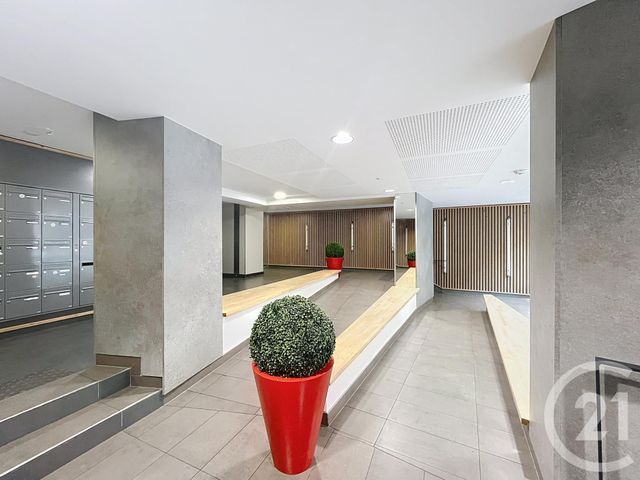 Appartement T3 à vendre - 3 pièces - 60.0 m2 - BORDEAUX - 33 - AQUITAINE - Century 21 Cabinet Rollin