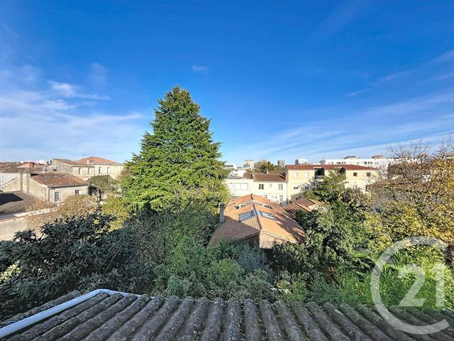 Appartement T2 à vendre - 2 pièces - 49.94 m2 - BORDEAUX - 33 - AQUITAINE - Century 21 Cabinet Rollin
