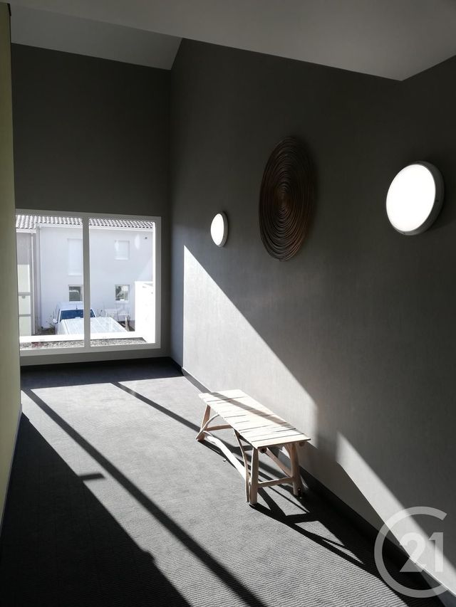 Appartement T2 à louer - 2 pièces - 41.09 m2 - MERIGNAC - 33 - AQUITAINE - Century 21 Cabinet Rollin