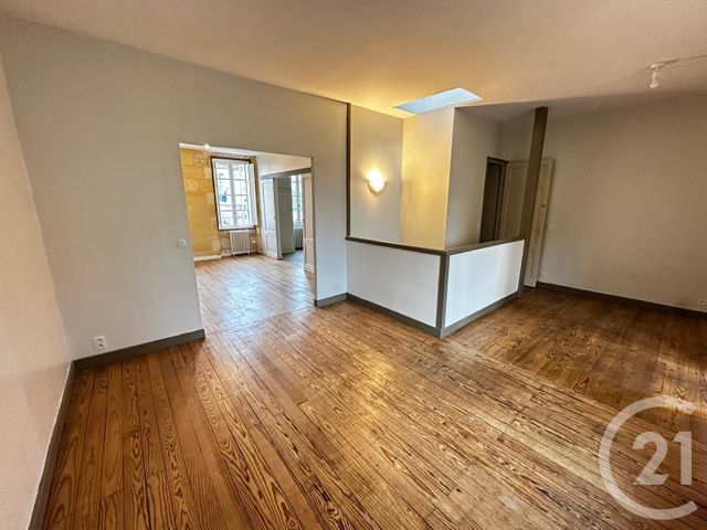 Appartement T3 à louer - 3 pièces - 80.14 m2 - BORDEAUX - 33 - AQUITAINE - Century 21 Cabinet Rollin