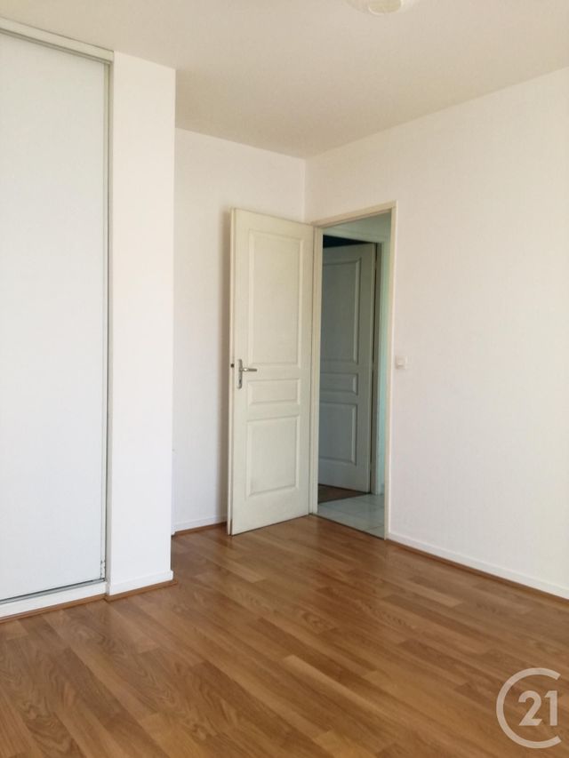 Appartement T3 à louer - 3 pièces - 64.24 m2 - LE BOUSCAT - 33 - AQUITAINE - Century 21 Cabinet Rollin