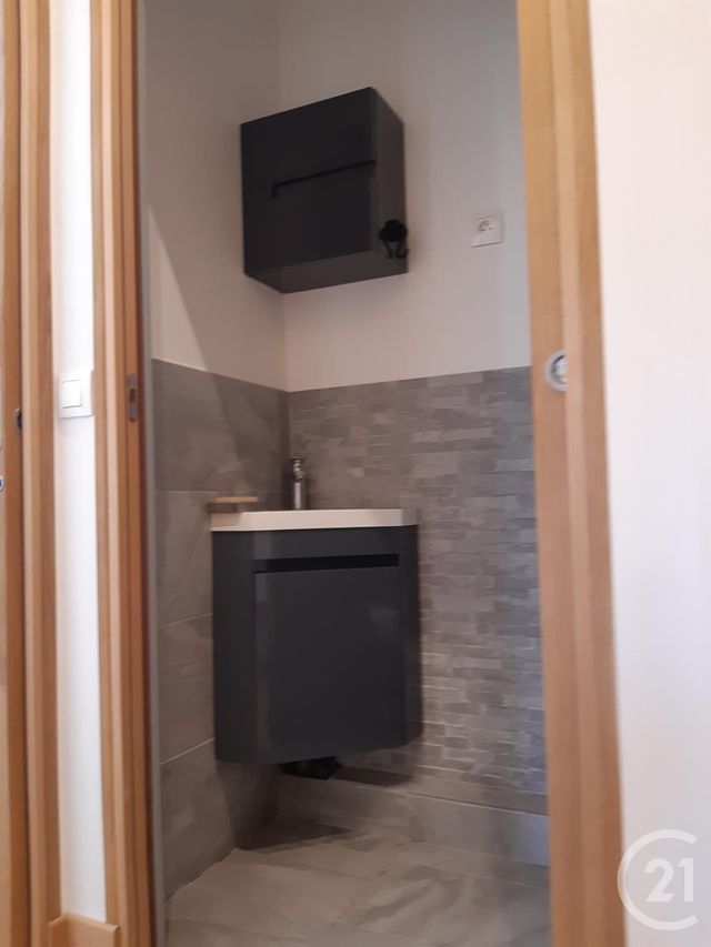 Appartement T2 à louer - 2 pièces - 56.88 m2 - BORDEAUX - 33 - AQUITAINE - Century 21 Cabinet Rollin