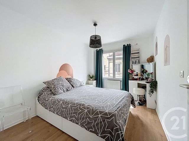 Appartement T3 à vendre - 3 pièces - 69.11 m2 - BORDEAUX - 33 - AQUITAINE - Century 21 Cabinet Rollin