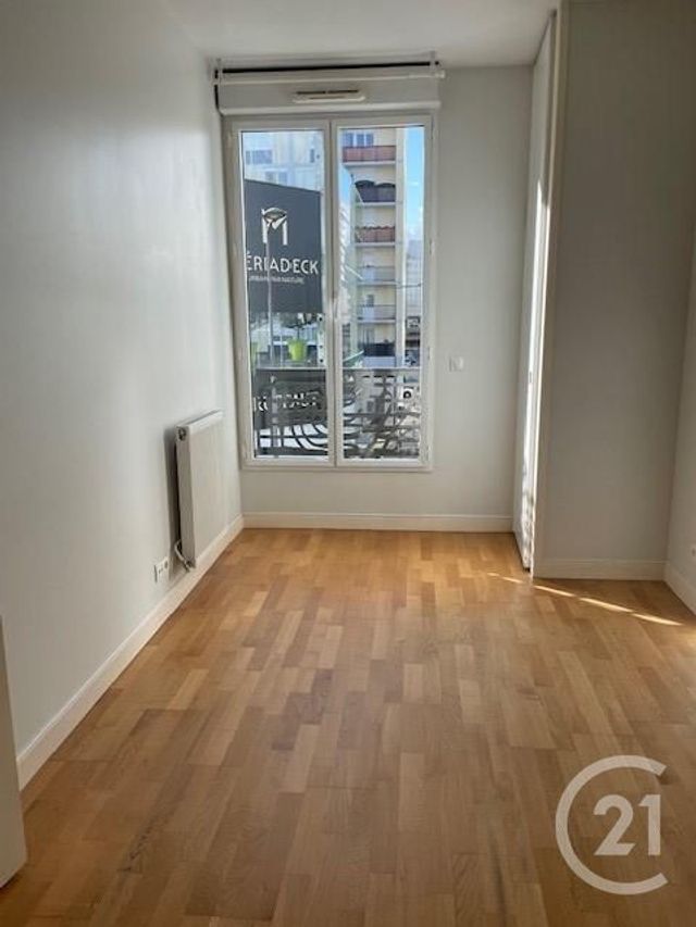 Appartement F2 à louer - 2 pièces - 41.38 m2 - BORDEAUX - 33 - AQUITAINE - Century 21 Cabinet Rollin