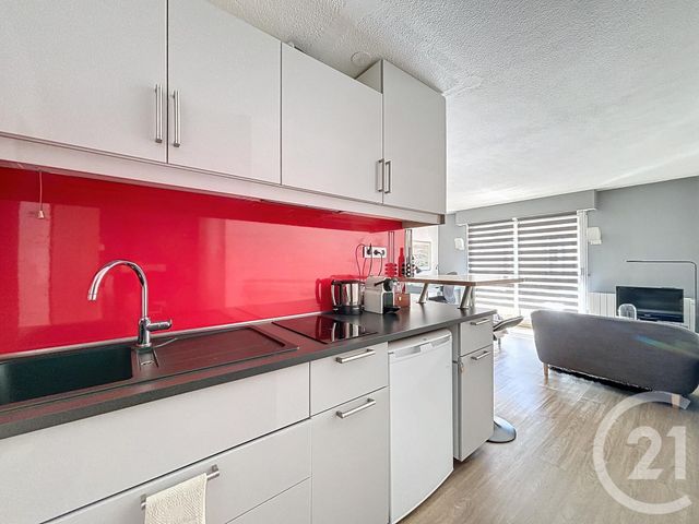 Appartement T1 à louer - 1 pièce - 25.46 m2 - BORDEAUX - 33 - AQUITAINE - Century 21 Cabinet Rollin