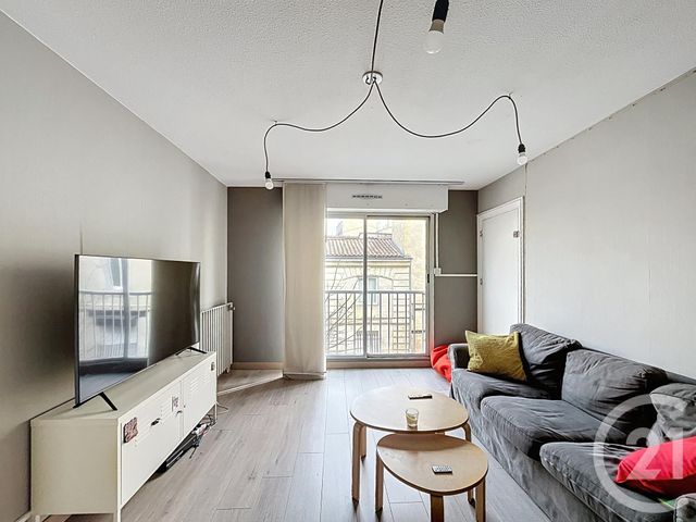 Appartement T3 à vendre - 3 pièces - 57.66 m2 - BORDEAUX - 33 - AQUITAINE - Century 21 Cabinet Rollin