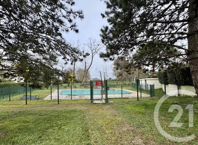 Appartement T2 à louer - 2 pièces - 54.2 m2 - BORDEAUX - 33 - AQUITAINE - Century 21 Cabinet Rollin