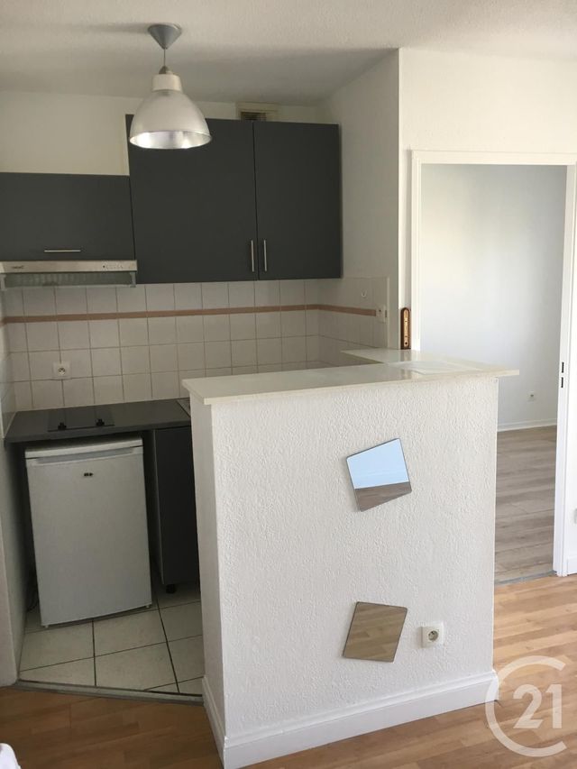 Appartement F2 à louer - 2 pièces - 33.42 m2 - TALENCE - 33 - AQUITAINE - Century 21 Cabinet Rollin
