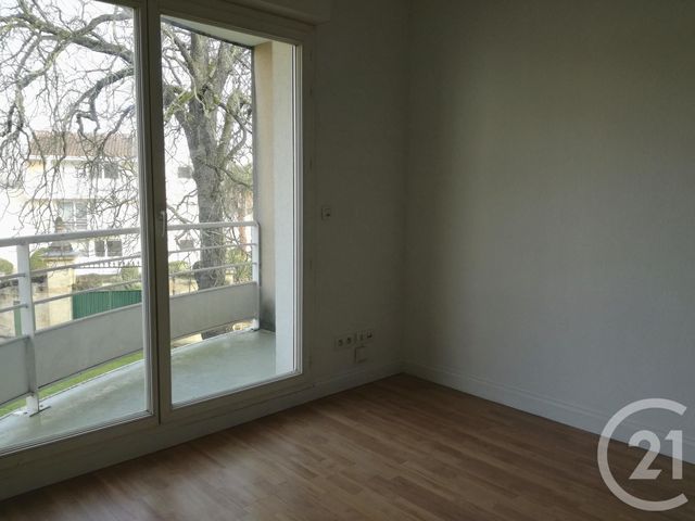 Appartement F2 à louer - 2 pièces - 33.42 m2 - TALENCE - 33 - AQUITAINE - Century 21 Cabinet Rollin